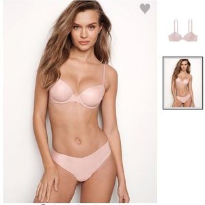 Victoria’s Secret Sexy Illusions demi bra NWT